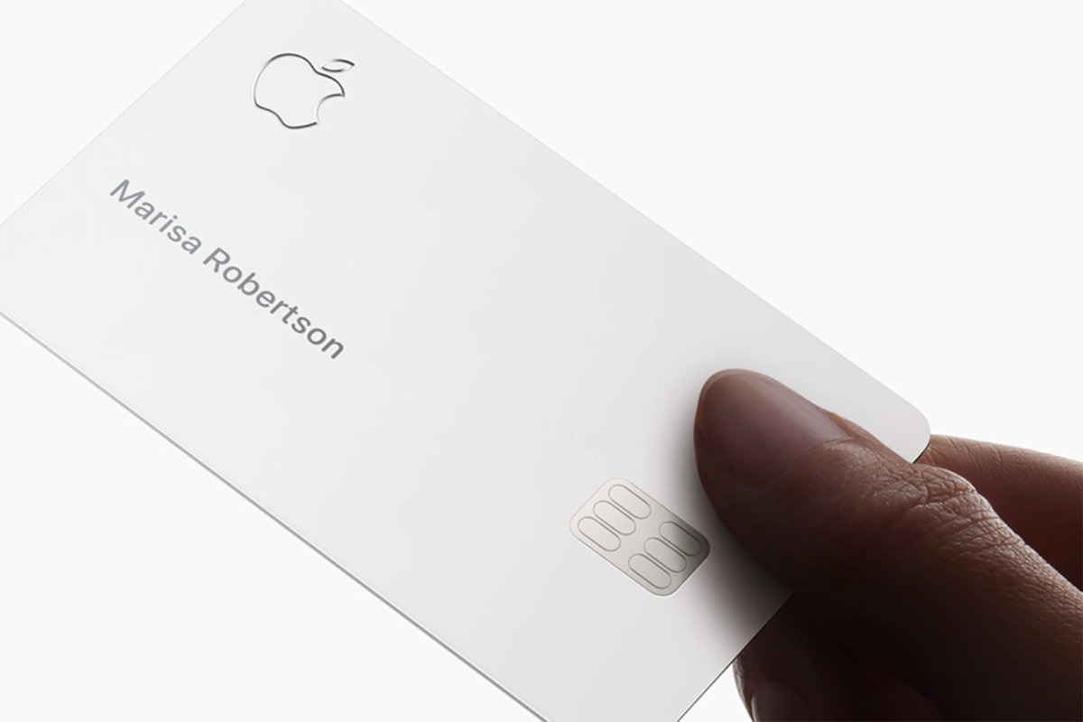Apple card, a first look