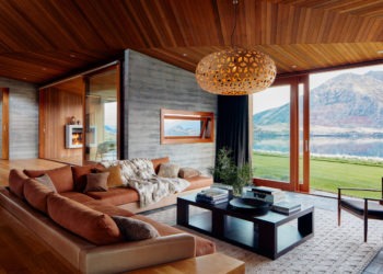 Airbnb to go public in 2020