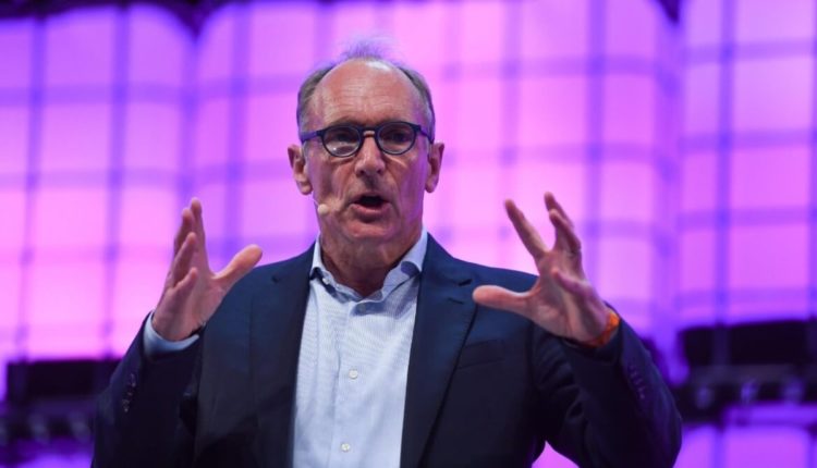 Google, Facebook, Twitter & Others Backs Tim Berners-Lee Contract for the Web
